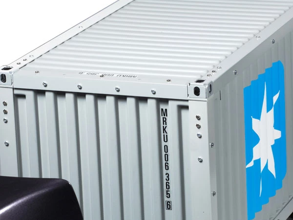 Tamiya 40 Foot Container And Semi Trailer 1/14th Scale 6 Tamiya 40 Foot Container And Semi Trailer 1/14th Scale - Image 4
