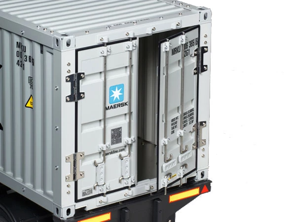 Tamiya 40 Foot Container And Semi Trailer 1/14th Scale 7 Tamiya 40 Foot Container And Semi Trailer 1/14th Scale - Image 5