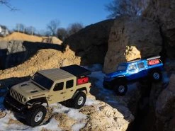 Axial SCX24 Jeep JT Gladiator 4WD Rock Crawler RTR - Beige -us-RC Models Sales 2022 axi00005t1 9